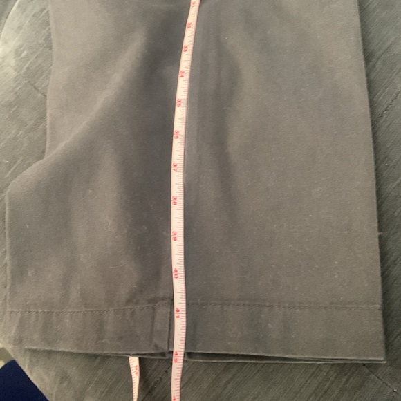 Gently used Old Navy “Classic Straight” pant Waist 42 Length 32 - Picture 8 of 8